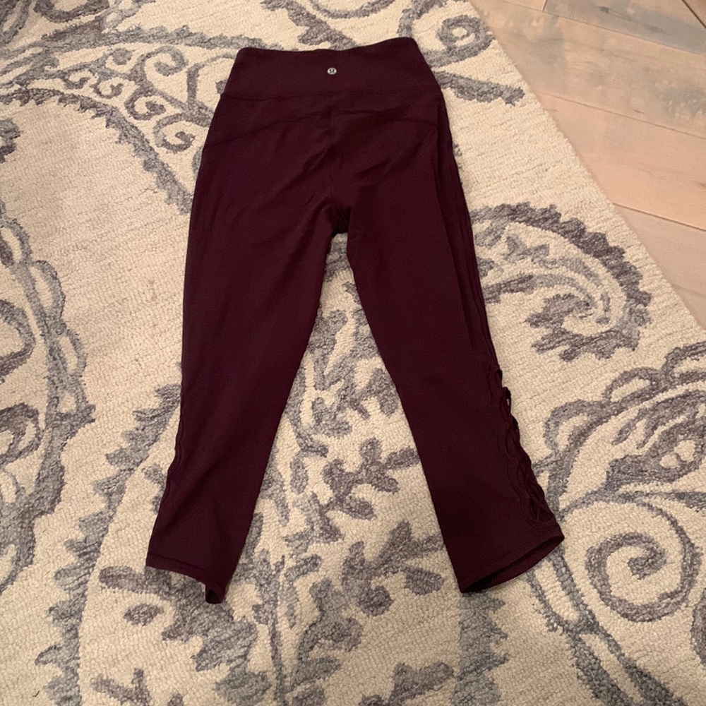 Lululemon leggings, maroon, size 6